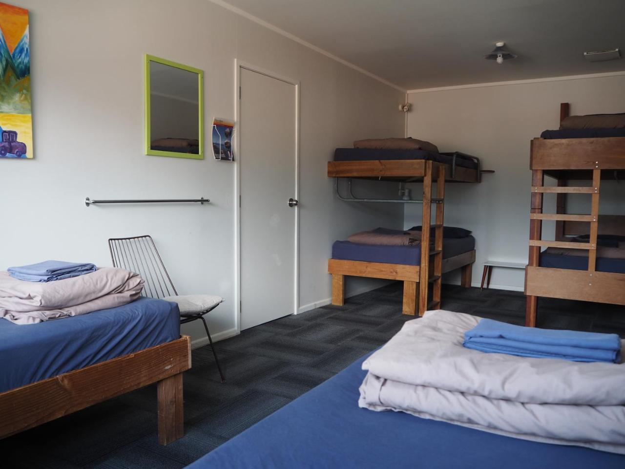 Tasman Bay Backpackers Hostel Nelson Exterior foto